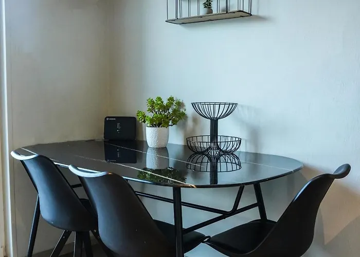 Project Twenty Eight Apartmán Volos